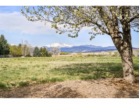 9030 Fieldcrest Ln, Longmont, CO 80503