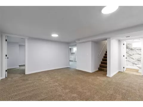 1071 Lima St, Aurora, CO 80010 photo 10
