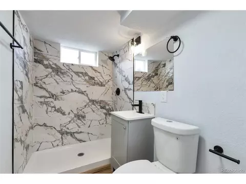 1071 Lima St, Aurora, CO 80010 photo 14