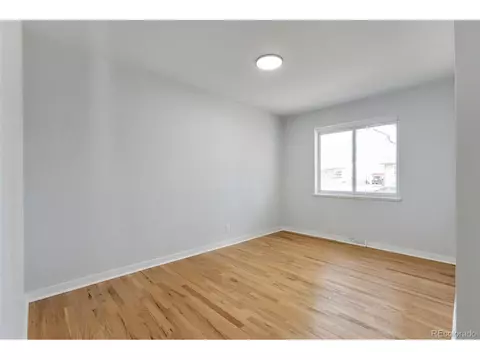 1071 Lima St, Aurora, CO 80010 photo 5