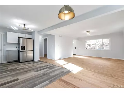 1071 Lima St, Aurora, CO 80010 photo 2