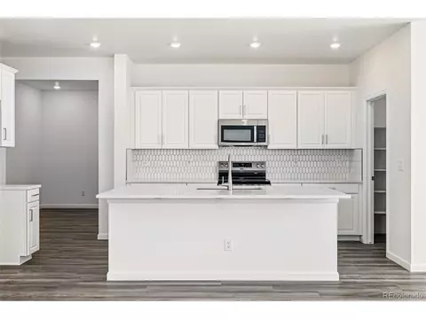 Undisclosed, Aurora, CO 80019 photo 3