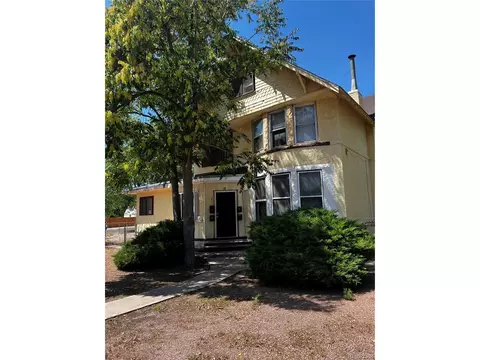 1041 Lake Ave, Pueblo, CO 81004