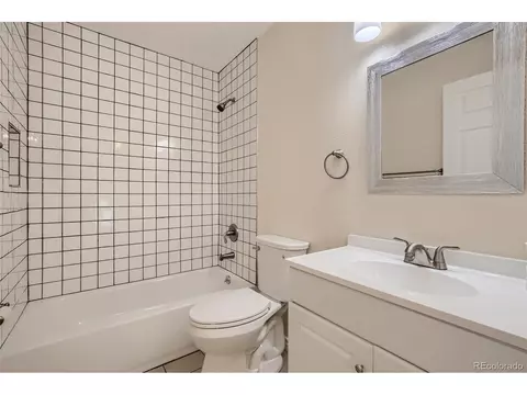 19496 E 59th Dr, Aurora, CO 80019 photo 9