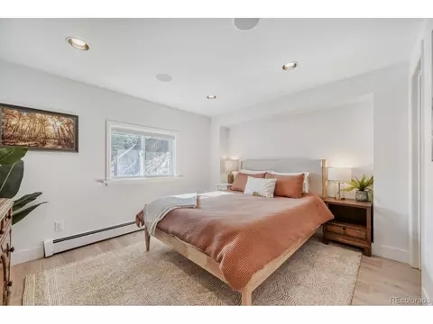 Bedroom - 924 Kelly Rd, Boulder, CO 80302 photo 4 of 7