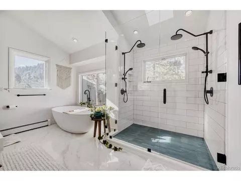 Bath - 924 Kelly Rd, Boulder, CO 80302 photo 1 of 6