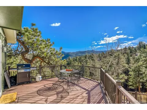 Exterior - 924 Kelly Rd, Boulder, CO 80302 photo 4 of 10