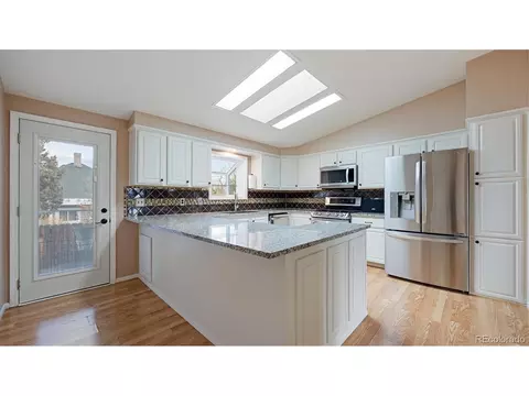 201 E Maple St, Elizabeth, CO 80107 photo 2