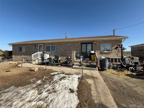 445 8th Ave, Deer Trail, CO 80105