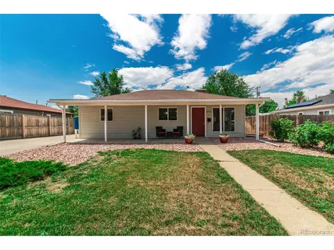 1073 Wheeling St, Aurora, CO 80011 photo 4