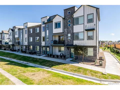 Undisclosed, Arvada, CO 80002 photo 32
