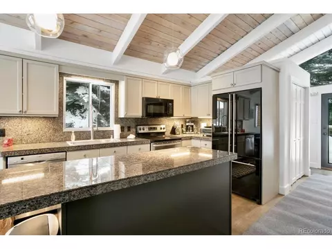Undisclosed, Vail, CO 81657 photo 3