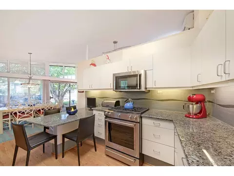 Kitchen - 325 Mohawk Dr, Boulder, CO 80303 photo 2 of 2