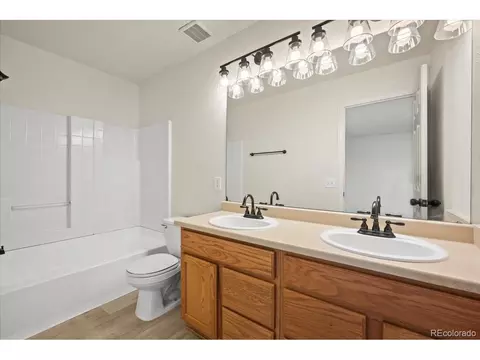 2851 E 111th Dr, Northglenn, CO 80233 photo 24
