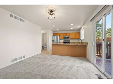 2851 E 111th Dr, Northglenn, CO 80233 photo 11