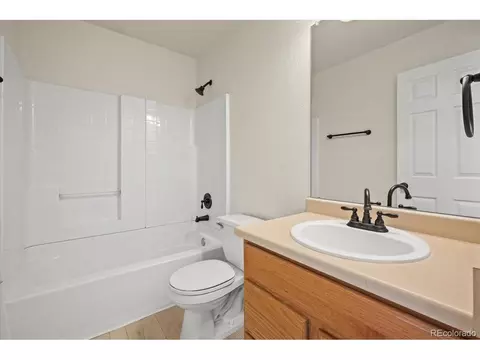 2851 E 111th Dr, Northglenn, CO 80233 photo 17