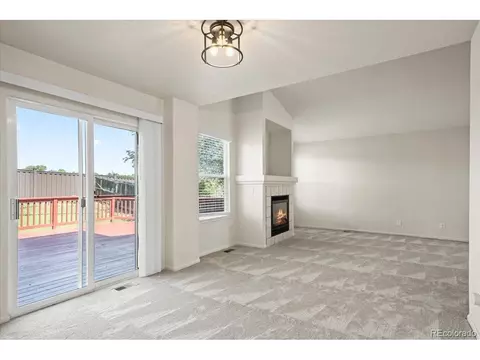2851 E 111th Dr, Northglenn, CO 80233 photo 9