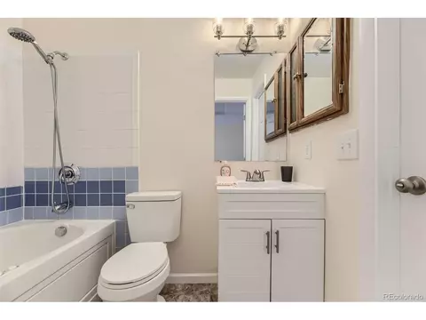 16094 E Adriatic Pl, Aurora, CO 80013 photo 6