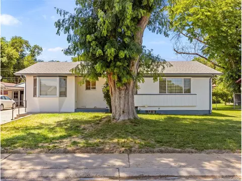 2651 Hyacinth St, Pueblo, CO 81005