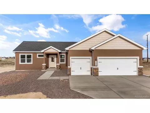 1438 N Moonbeam Dr, Pueblo West, CO 81007