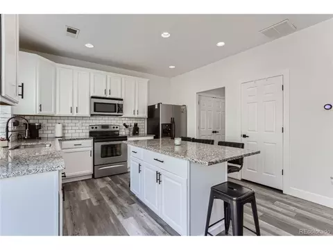 18646 E 47th Ave, Denver, CO 80249 photo 10