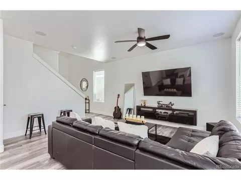 18646 E 47th Ave, Denver, CO 80249 photo 7