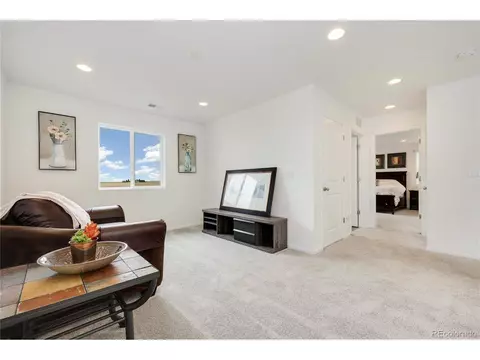 27655 E 10th Dr, Aurora, CO 80018 photo 18