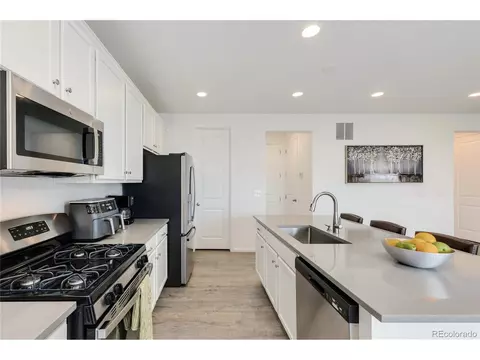 27655 E 10th Dr, Aurora, CO 80018 photo 12