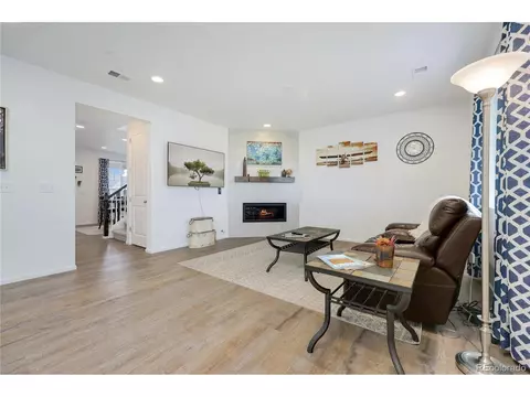 27655 E 10th Dr, Aurora, CO 80018 photo 6