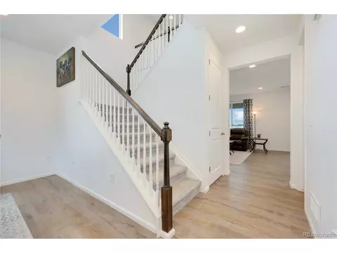 27655 E 10th Dr, Aurora, CO 80018 photo 5