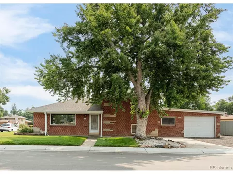 5420 Nolan St, Arvada, CO 80002
