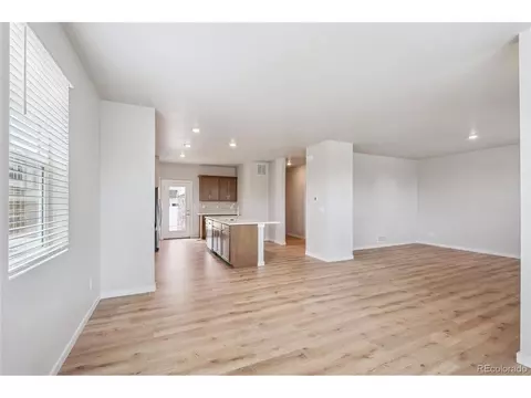 22253 E 6th Pl, Aurora, CO 80018 photo 9