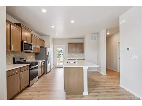 22253 E 6th Pl, Aurora, CO 80018 photo 11