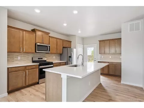 22253 E 6th Pl, Aurora, CO 80018 photo 10