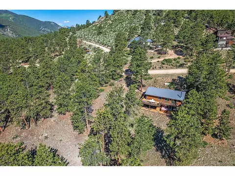 712 Cline Dr, Shawnee, CO 80475