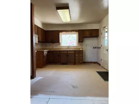 607 N Logan Ave, Fleming, CO 80728 photo 6