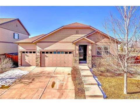 77 N Irvington St, Aurora, CO 80018