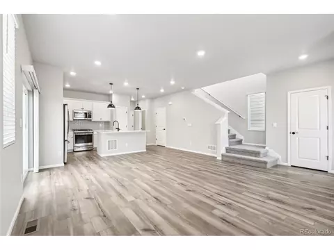 21165 E 62nd Ave, Aurora, CO 80019 photo 8