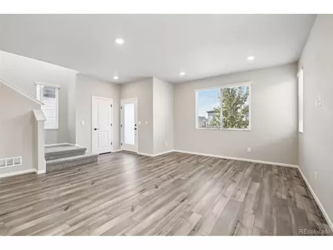21165 E 62nd Ave, Aurora, CO 80019 photo 9