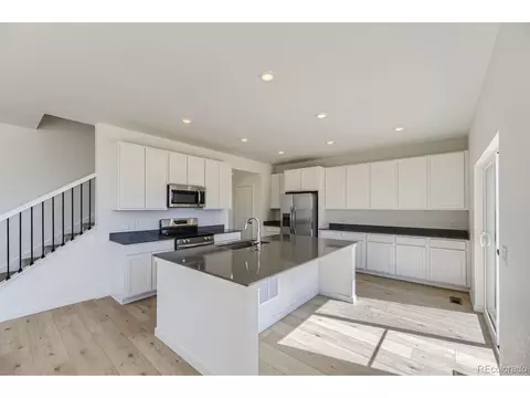 21804 E 39th Ave, Aurora, CO 80019 photo 5