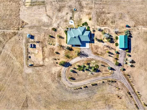 525 S Schumaker Rd, Bennett, CO 80102 photo 8