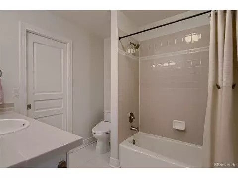 8561 Colonial Dr, Lone Tree, CO 80124 photo 26
