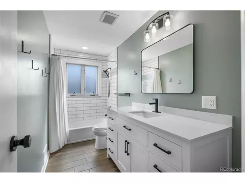 Bath - 1024 S Hazel Ct, Denver, CO 80219 photo 1 of 3