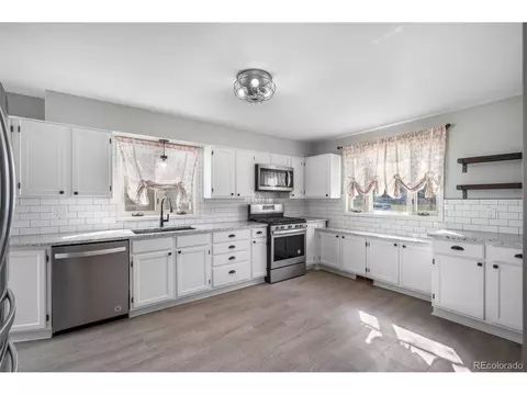 Kitchen - 1024 S Hazel Ct, Denver, CO 80219 photo 1 of 4