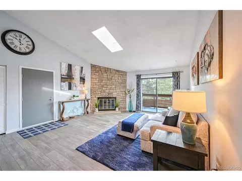337 Wright St #305, Lakewood, CO 80228 photo 3