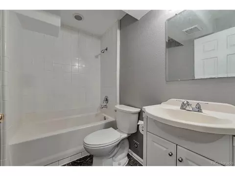 19880 E 59th Pl, Aurora, CO 80019 photo 11