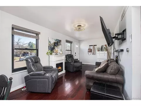 17233 E Princeton Dr, Aurora, CO 80013 photo 6