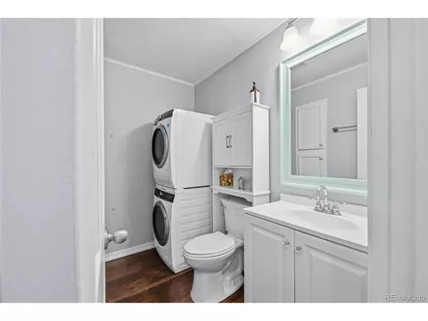 857 S Van Gordon Ct #A204, Lakewood, CO 80228