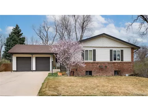 6847 S Hill St, Littleton, CO 80120