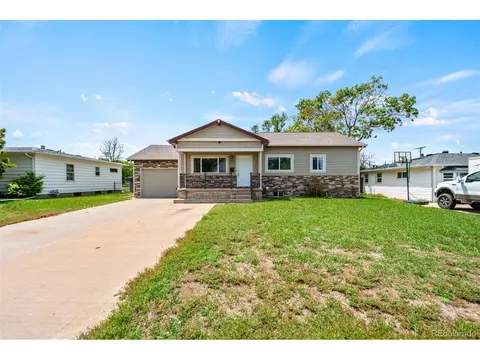 335 N 11th Ave, Brighton, CO 80601